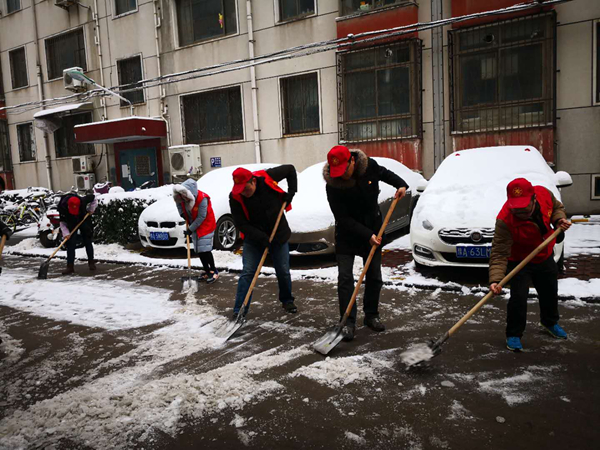 掃雪現(xiàn)場(chǎng)2_副本.jpg